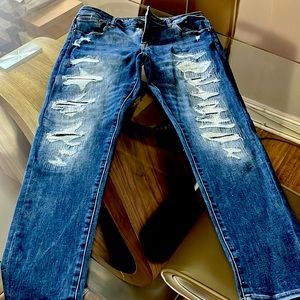 Mens distressed denim jeans